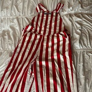 Red and white striped game day bibs! size large